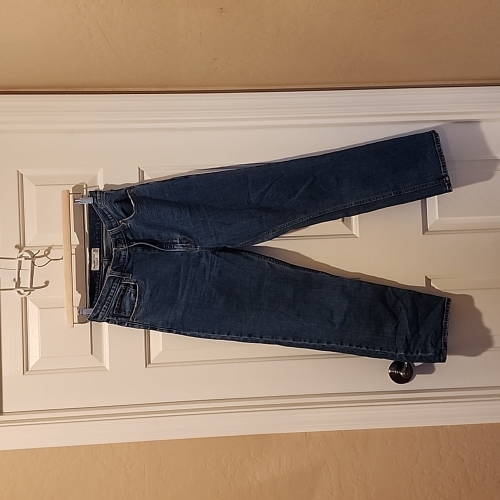 Abercrombie & Fitch. Size 29/8 . Blue jeans. No wear marks
